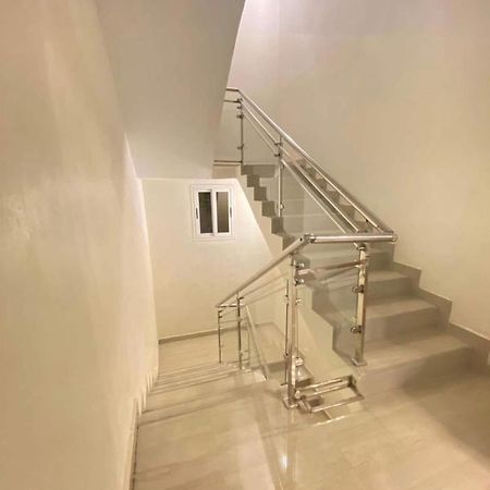 Appartement Haut Standing Idealement Situe A Dakar Buitenkant foto