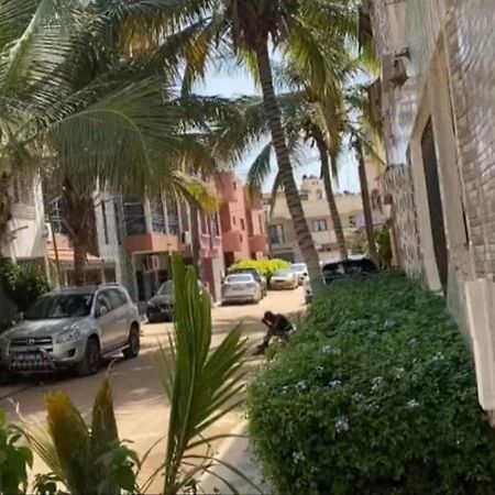 Appartement Haut Standing Idealement Situe A Dakar Buitenkant foto