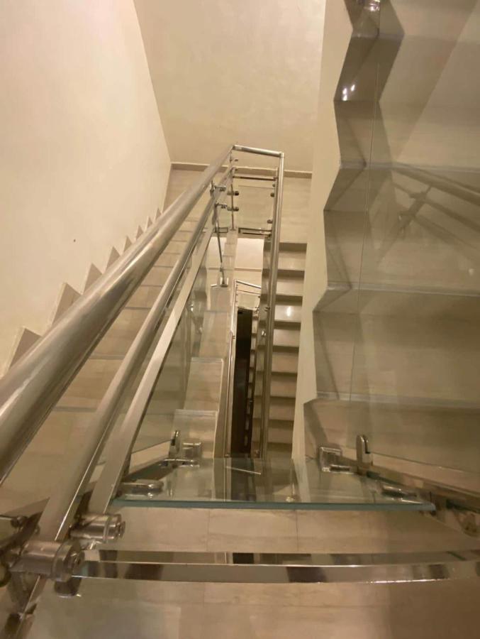 Appartement Haut Standing Idealement Situe A Dakar Buitenkant foto
