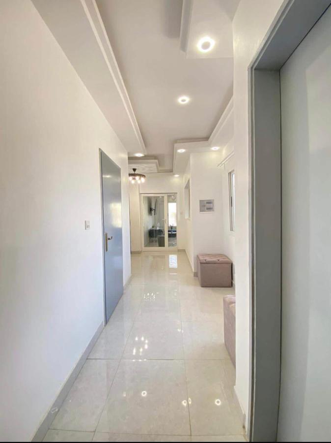 Appartement Haut Standing Idealement Situe A Dakar Buitenkant foto