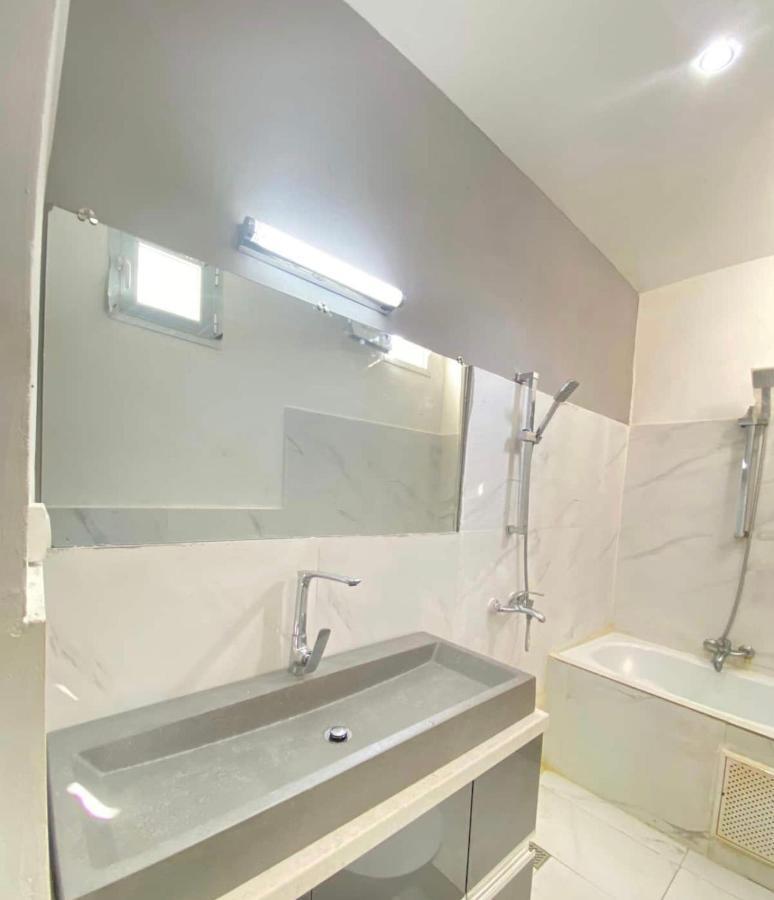 Appartement Haut Standing Idealement Situe A Dakar Buitenkant foto